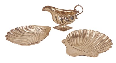 Lot 444 - Small Dishes and Gravy Boat.