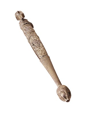 Lot 418 - Knife Hilt and Scabbard.