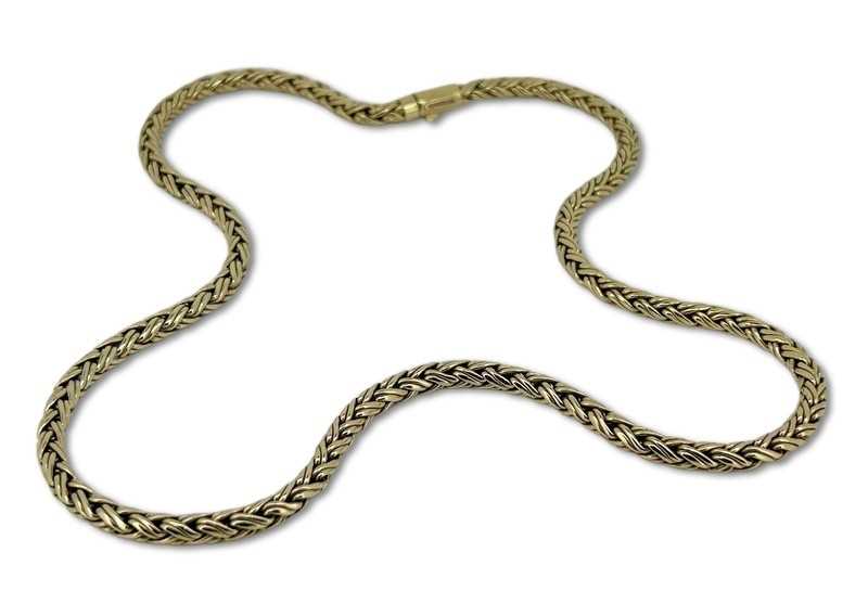 Lot 251 - Vintage Cross Link Chain.