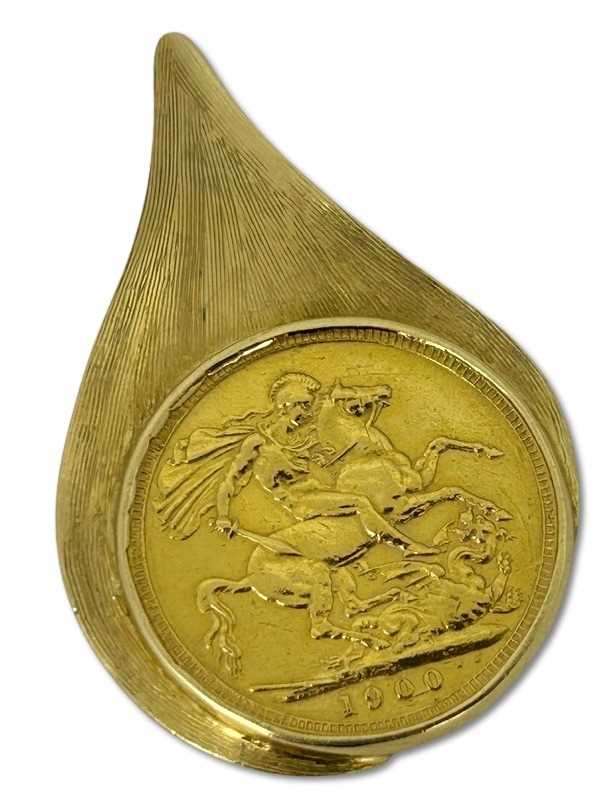 Lot 274 - Late Victorian Sovereign Pendant.