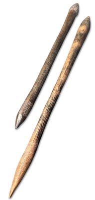 Lot 14 - 2 Queensland Throwing Clubs circa 19th century.