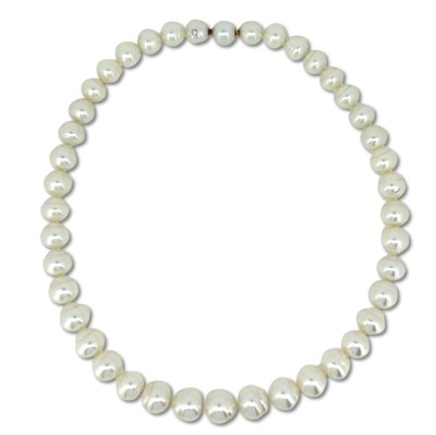 Lot 363 - Strand of Paspaley Pearls.