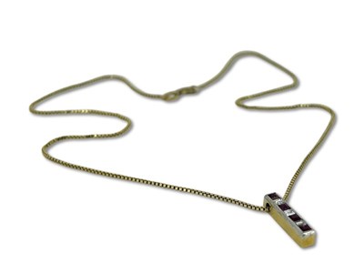 Lot 423 - Yellow Gold Pendant and Chain.