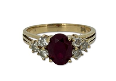 Lot 299 - Ruby Ring.