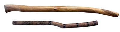 Lot 106 - 2x Didgeridoo.