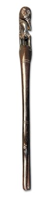 Lot 39 - New Guinea Dart Container Holder.