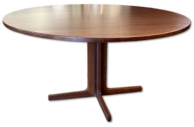 Lot 142 - Western Australian Catt Dining Table.