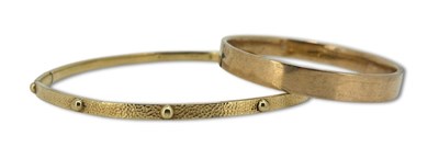 Lot 337 - Bangle & Necklet.