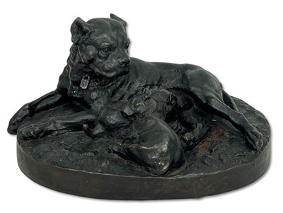 Lot 179 - Bull Mastiff and Two Pups Sculpture Group.