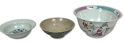 Lot 230 - Group of Chinese Ceramics, 3pcs.