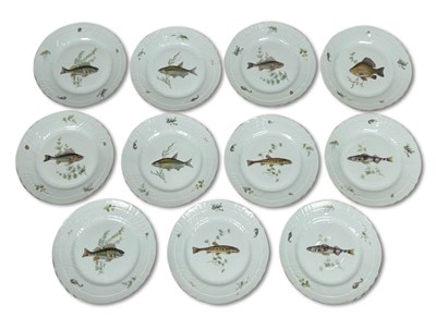 Lot 180 - Richard Ginori Cabinet Display Plates, 11pcs.