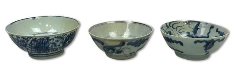 Lot 213 - Chinese Provincial Blue and White Porcelain Bowls, 3pcs.