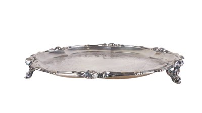 Lot 582 - Silver Bread Dish.