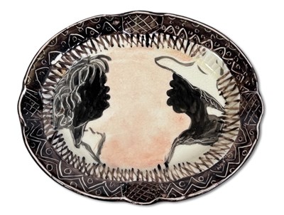 Lot 203 - Eileen Keys (1903-1992) Ceramic Dish.