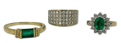 Lot 345 - Three yellow Gold Rings.