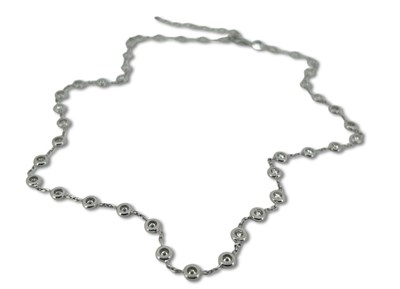 Lot 402 - Diamond Necklace.