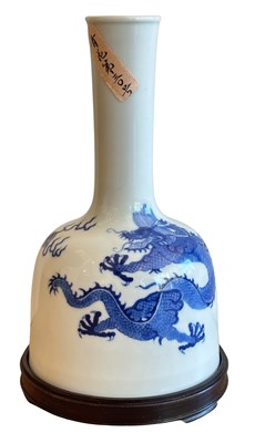 Lot 206 - Blue & White 'Dragon' Mallet Vase.