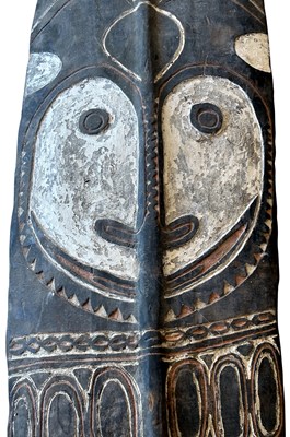 Lot 143 - Sepik shield Iatmul tribe. East Sepik Province Papua New Guinea.