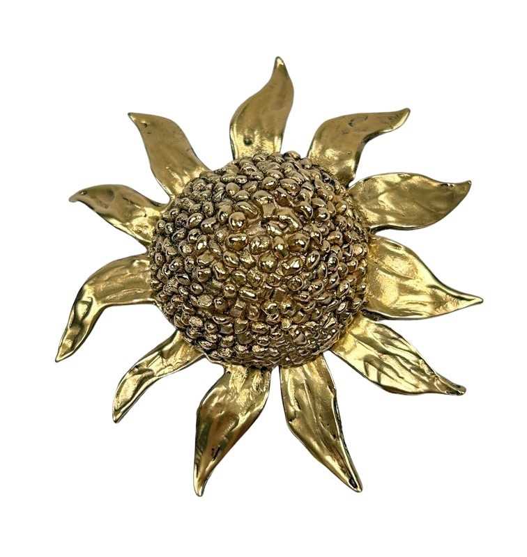 Lot 28 - Vintage YSL Pendant.
