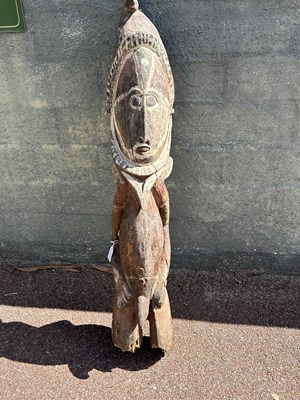 Lot 129 - Papua New Guinean Ancestral Carved Statue.
