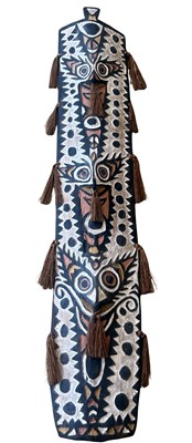 Lot 127 - Sepik River Totem Shield.