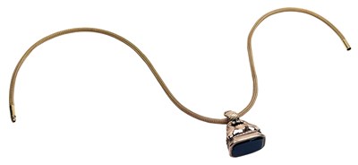 Lot 127 - Chain with Seal Pendant.